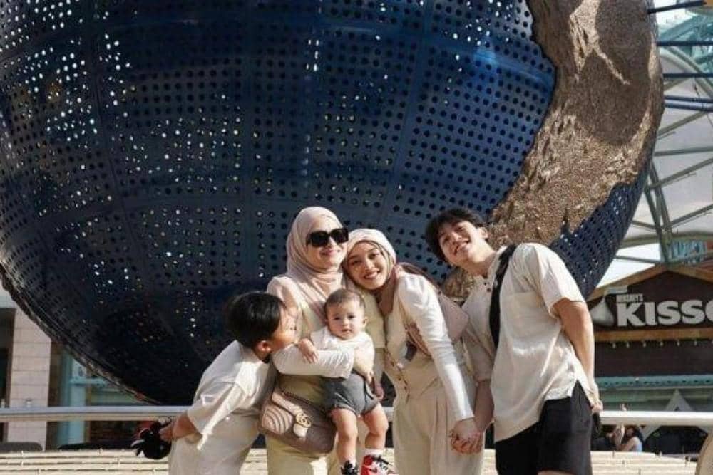 Instagram.com/putridelinaa