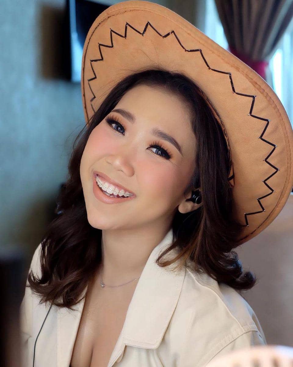 instagram.com/kikysaputrii