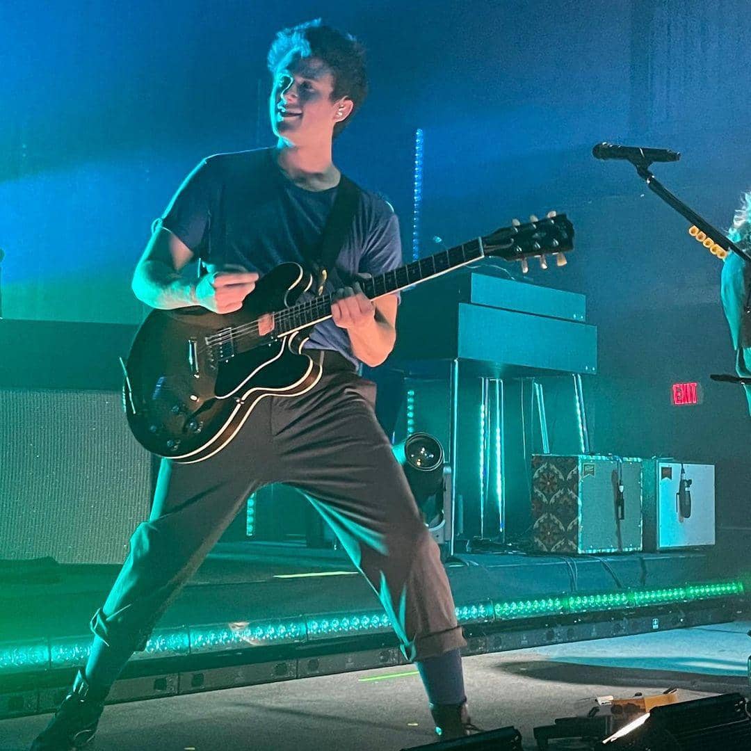 instagram.com/alecbenjamin