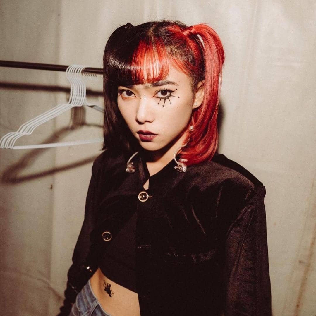 instagram.com/isyanasarasvati