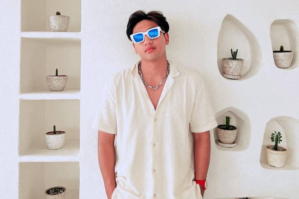 instagram.com/harrisvriza