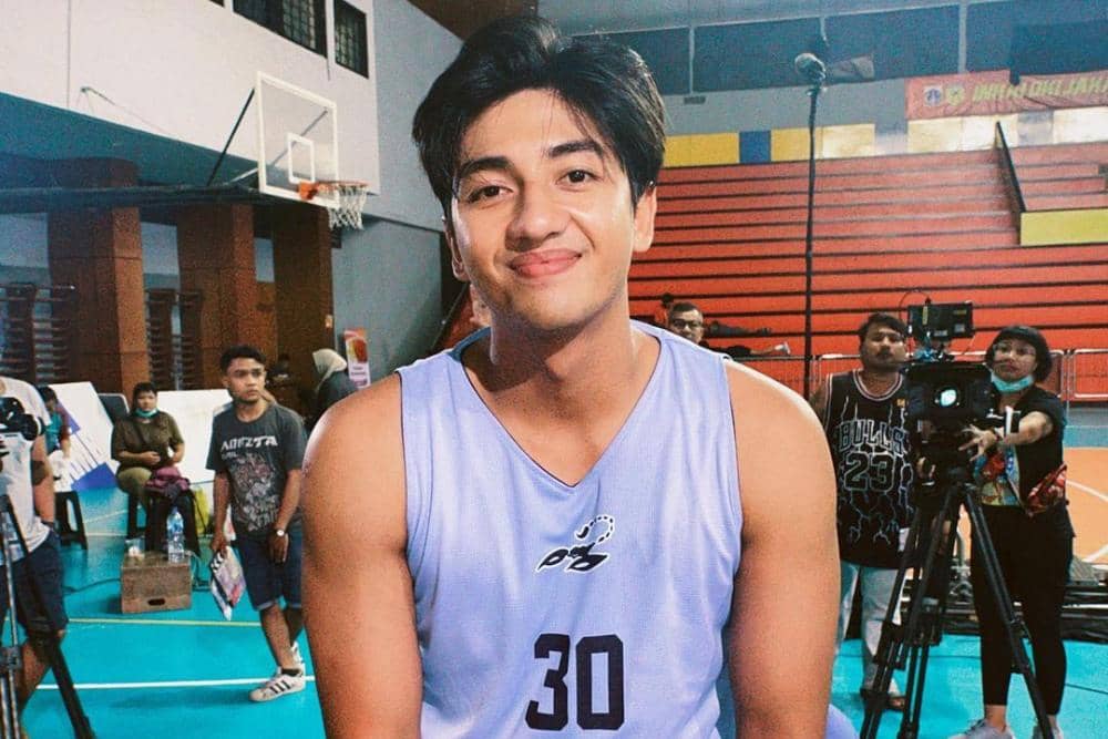 instagram.com/harrisvriza