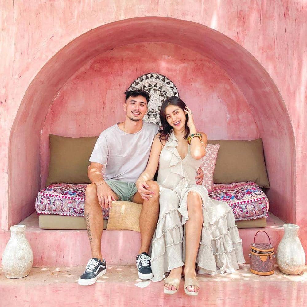 instagram.com/inijedar