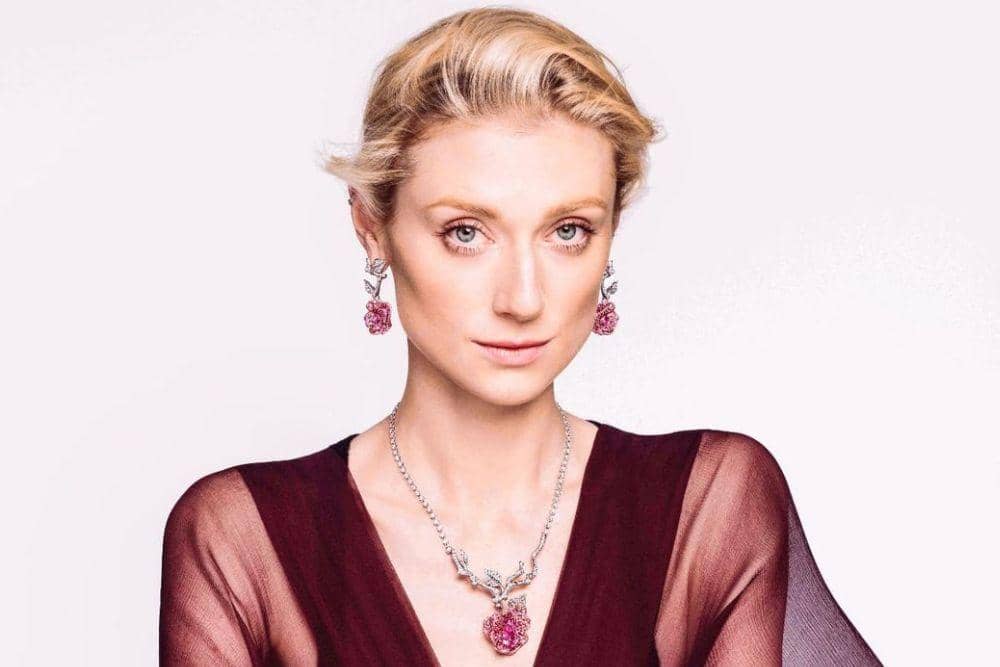 instagram.com/elizabethdebickinators