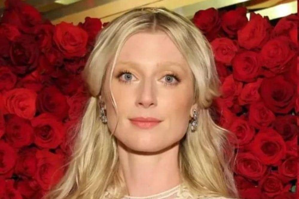 instagram.com/elizabethdebickinators