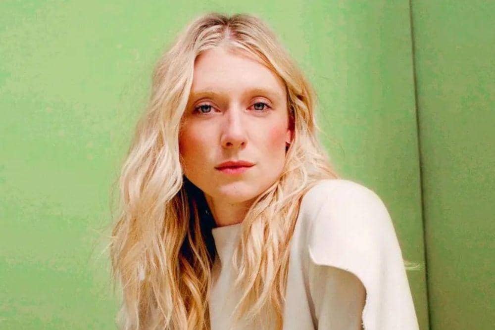 instagram.com/elizabethdebickinators