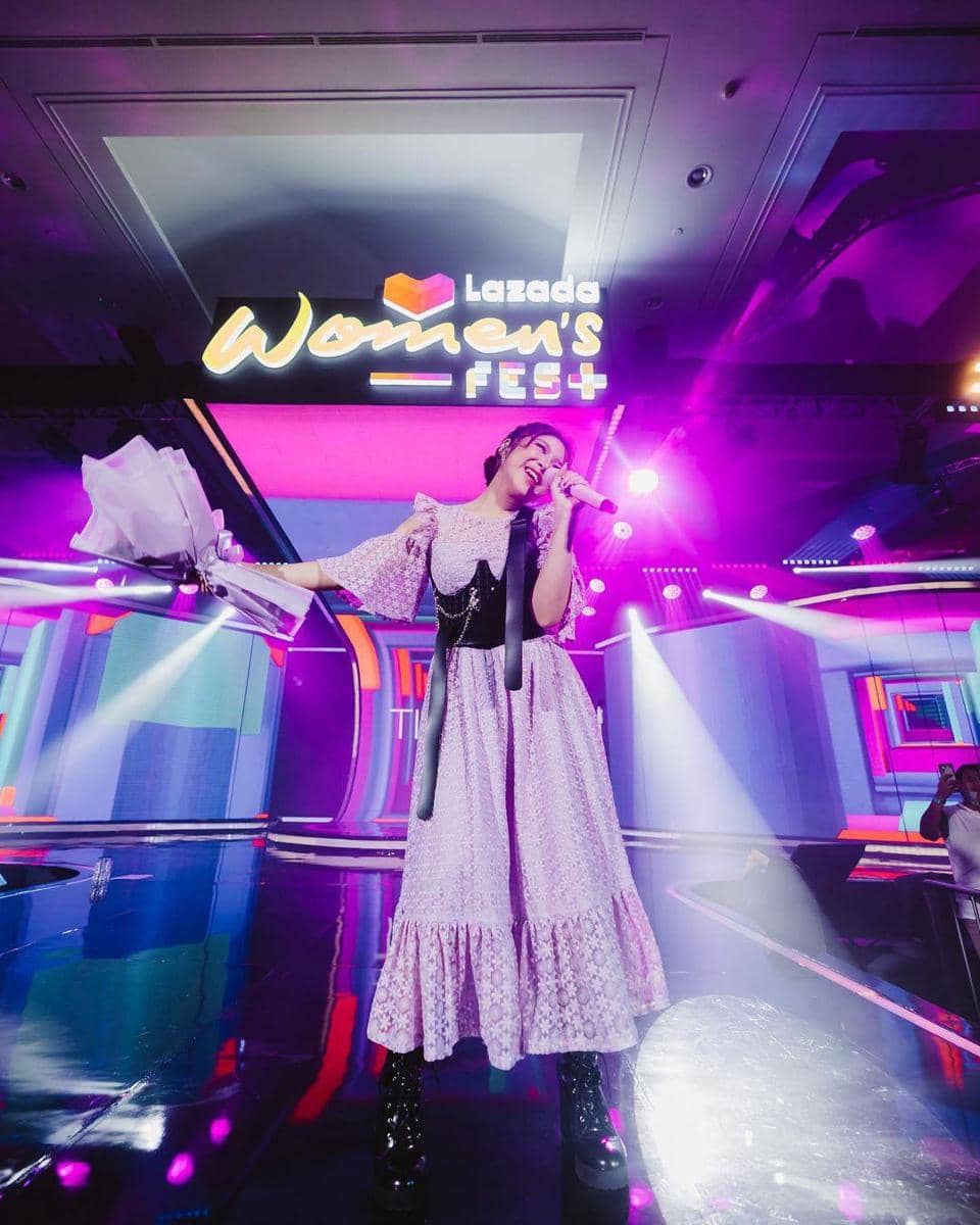 instagram.com/tiaraandini