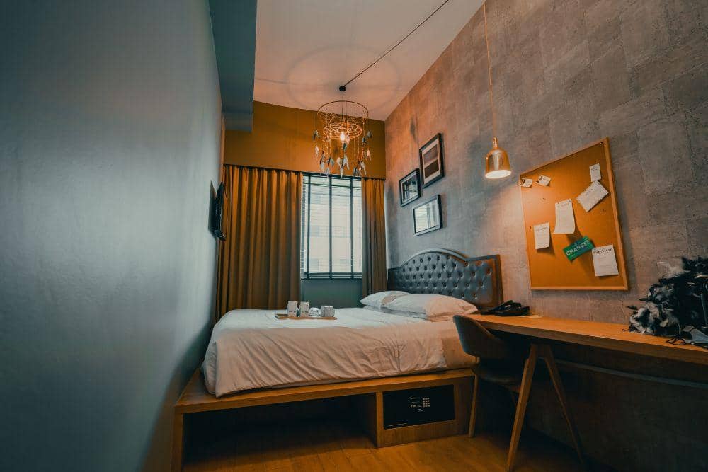 unsplash.com/albertvincentwu