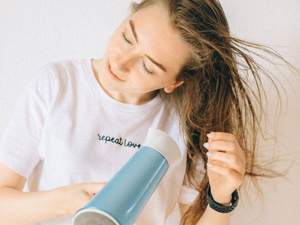 Ilustrasi proses konveksi hair dryer (pexels.com/Nataliya Vaitkevich)