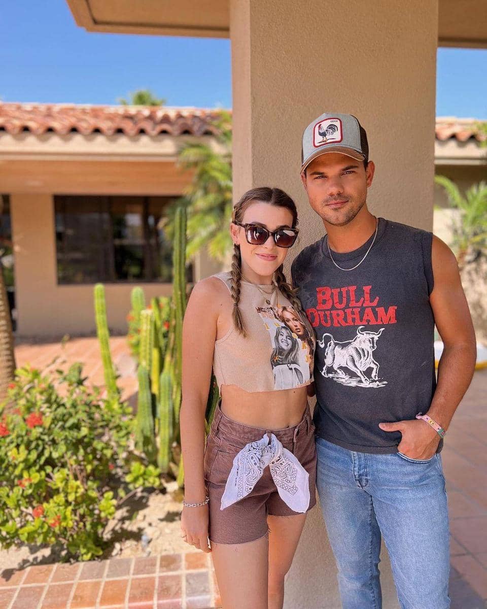 instagram.com/taydome