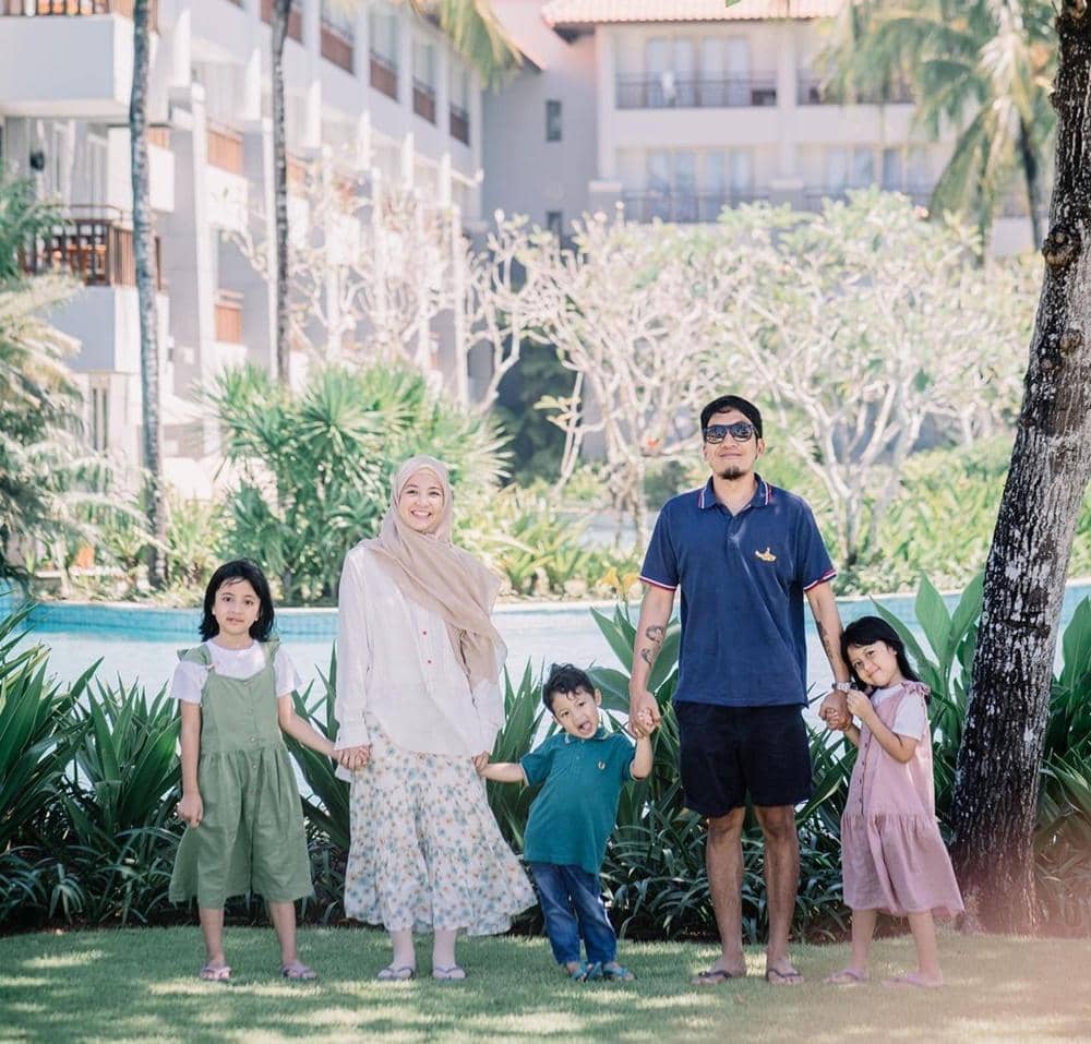 Instagram.com/desta80s