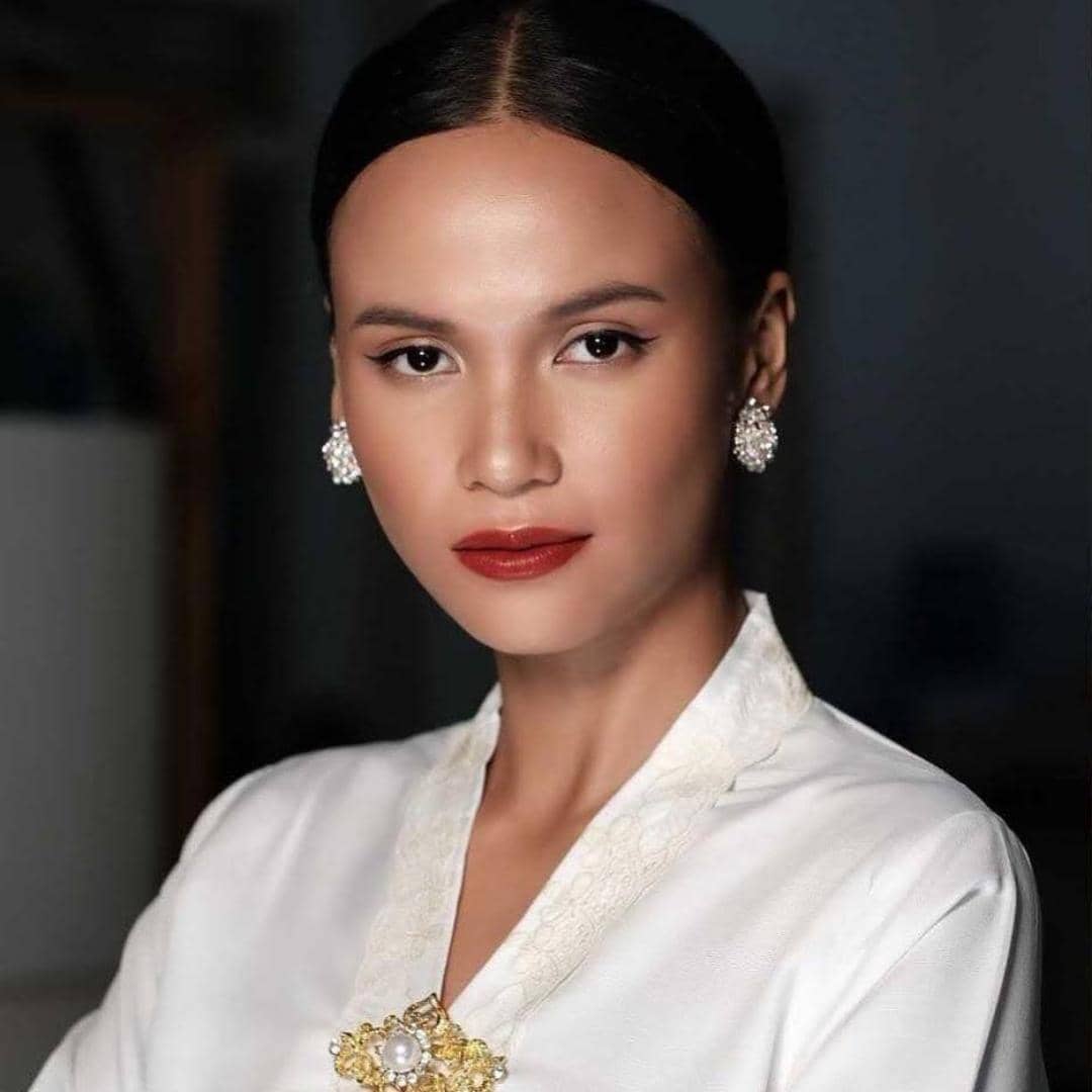 instagram.com/ikobustomi