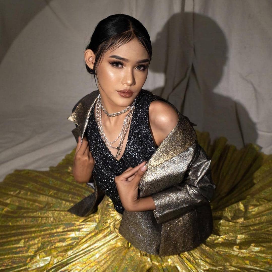 instagram.com/intania.ra