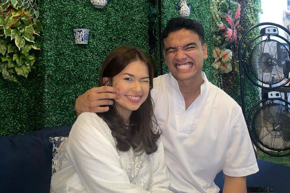 Curi Perhatian, Ini 8 Gaya Pacaran Rebecca Klopper dan Fadly Faisal
