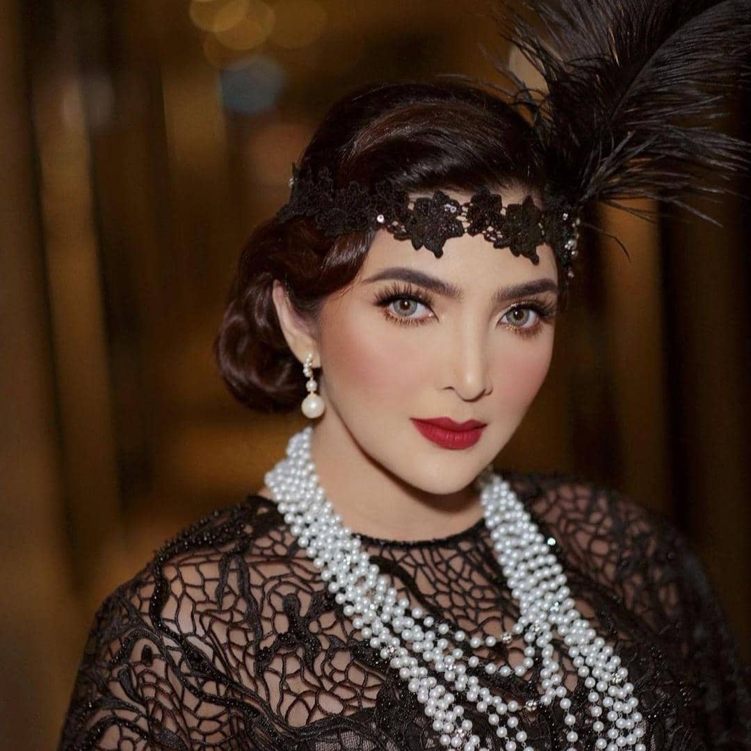 instagram.com/ashanty_ash