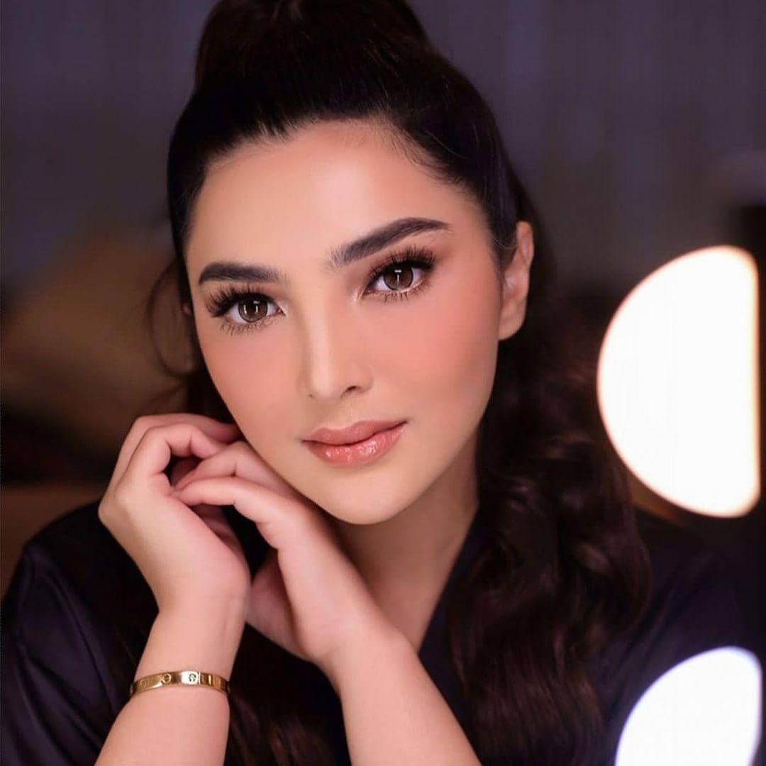 instagram.com/ashanty_ash