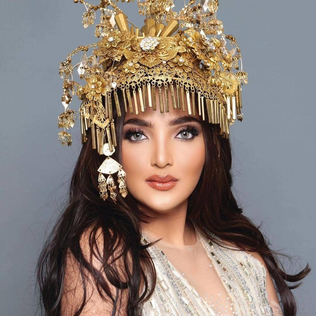 instagram.com/ashanty_ash