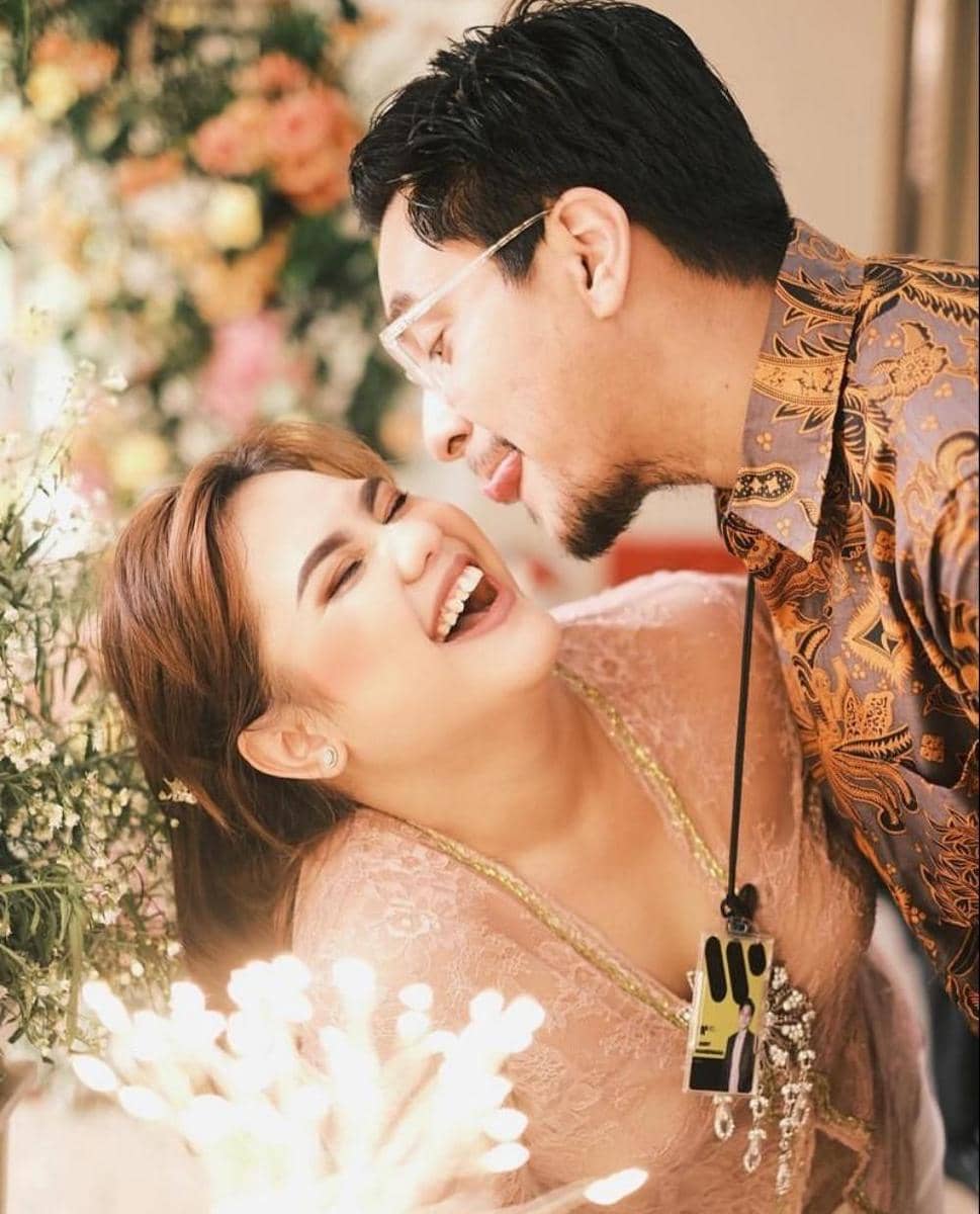 Instagram.com/mytha_lestari