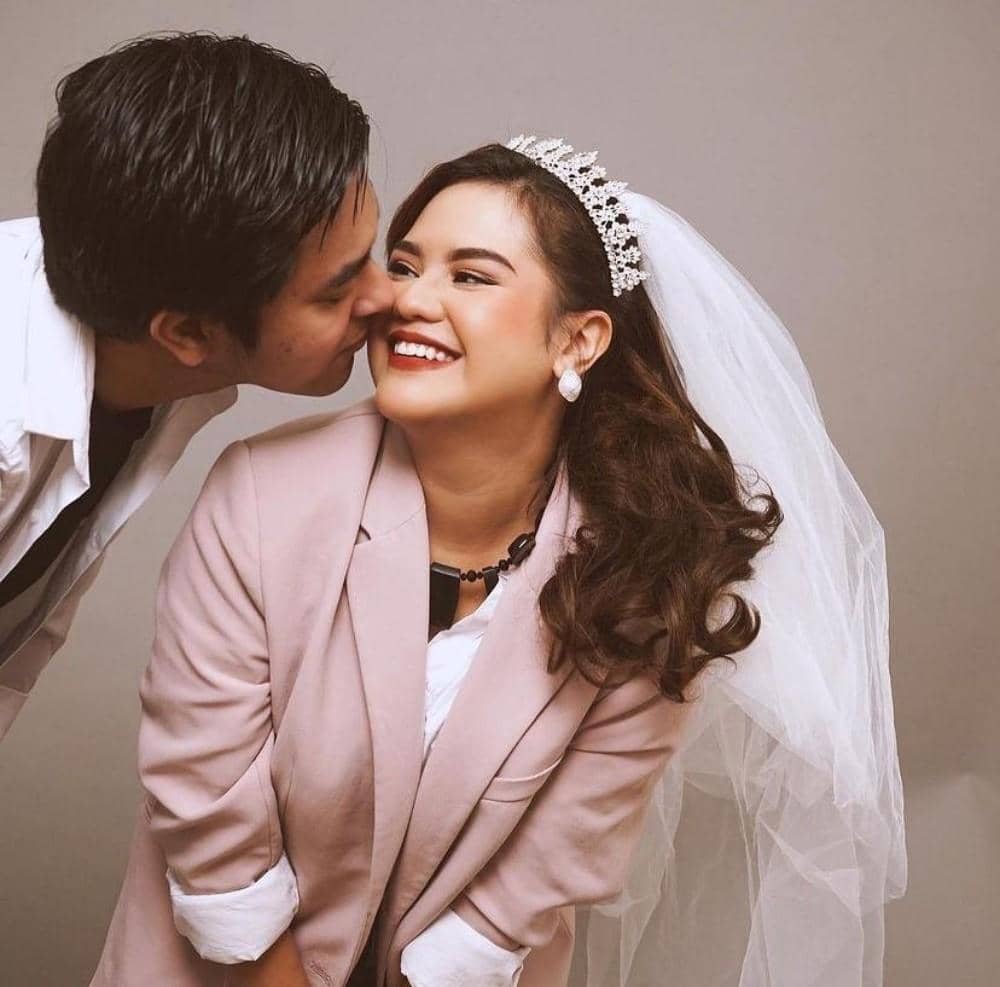 Instagram.com/mytha_lestari