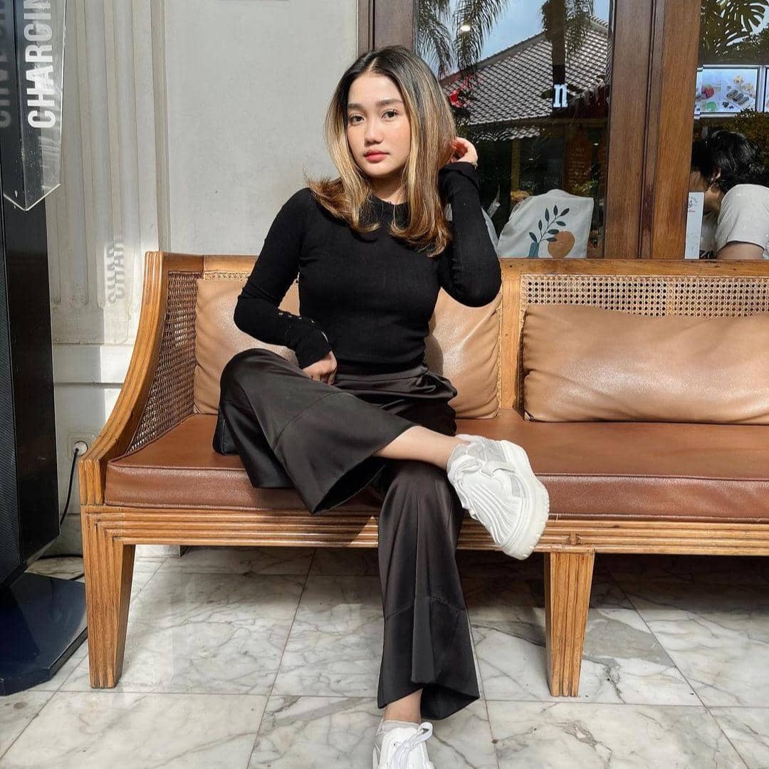 instagram.com/chndrika_