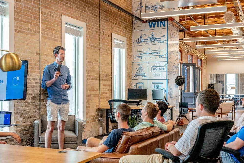 unsplash.com/@austindistel