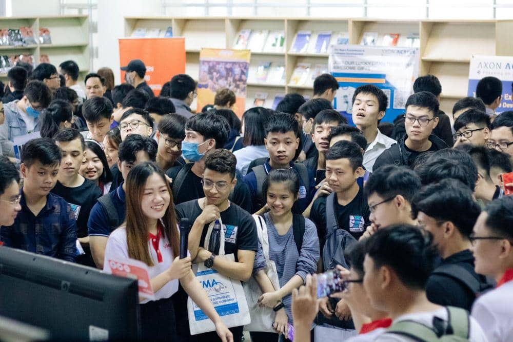 unsplash.com/@nguyendhn