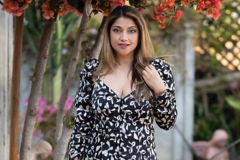 instagram.com/sazarita