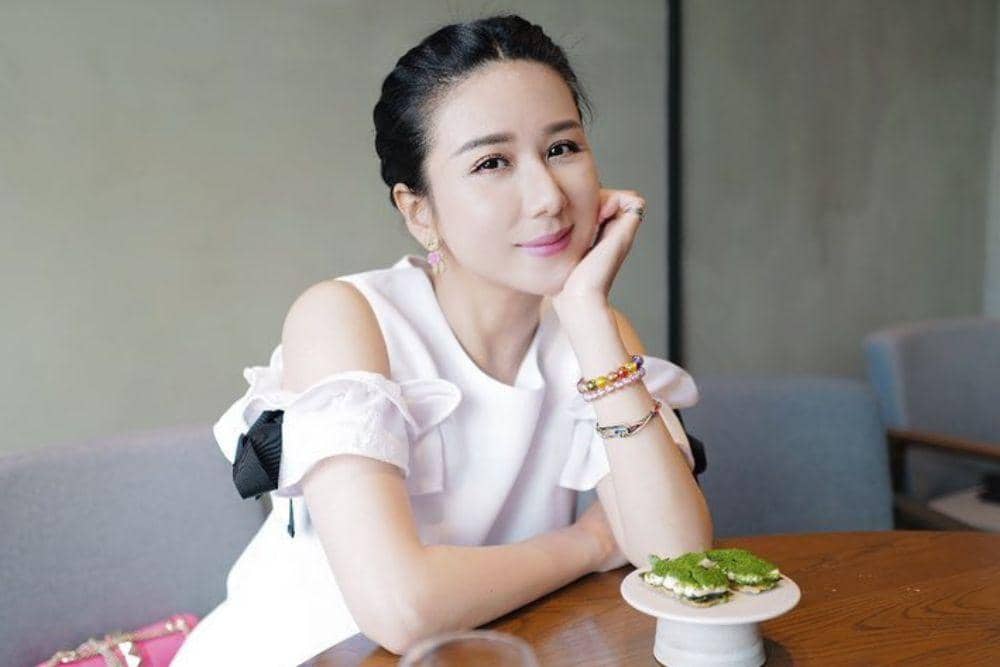 instagram.com/yuenyeechloe