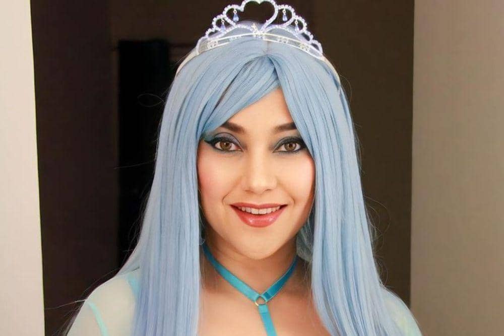 instagram.com/sazarita