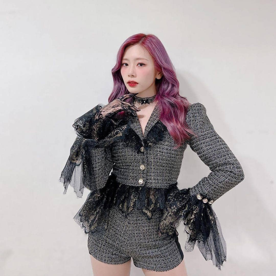 instagram.com/minjiu__u