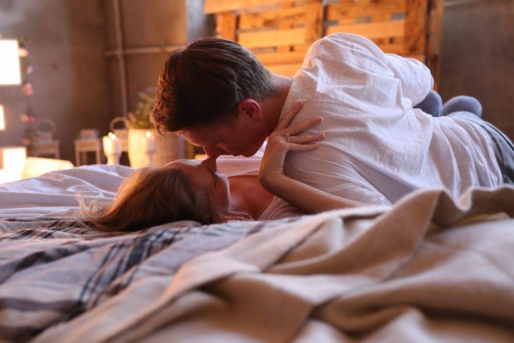 freepik.com/Racool_studio