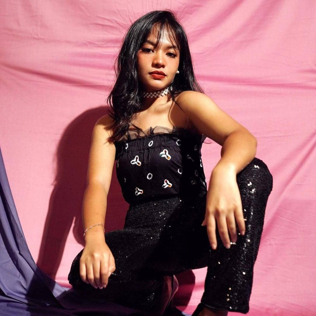 instagram.com/amelcarla