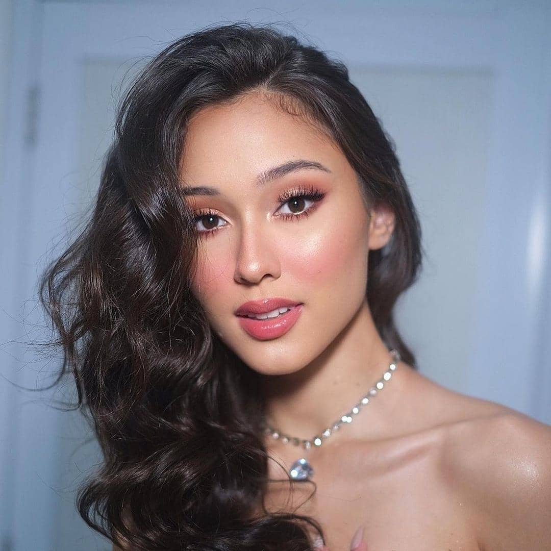 instagram.com/yasminnapper