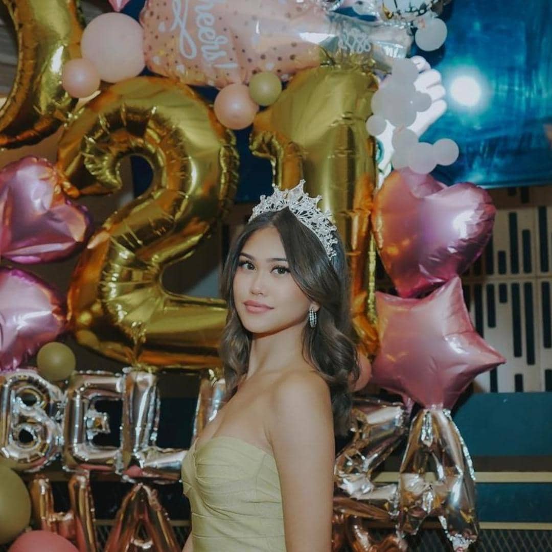 instagram.com/bellezaa_17