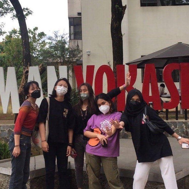 instagram.com/aydaprasasti