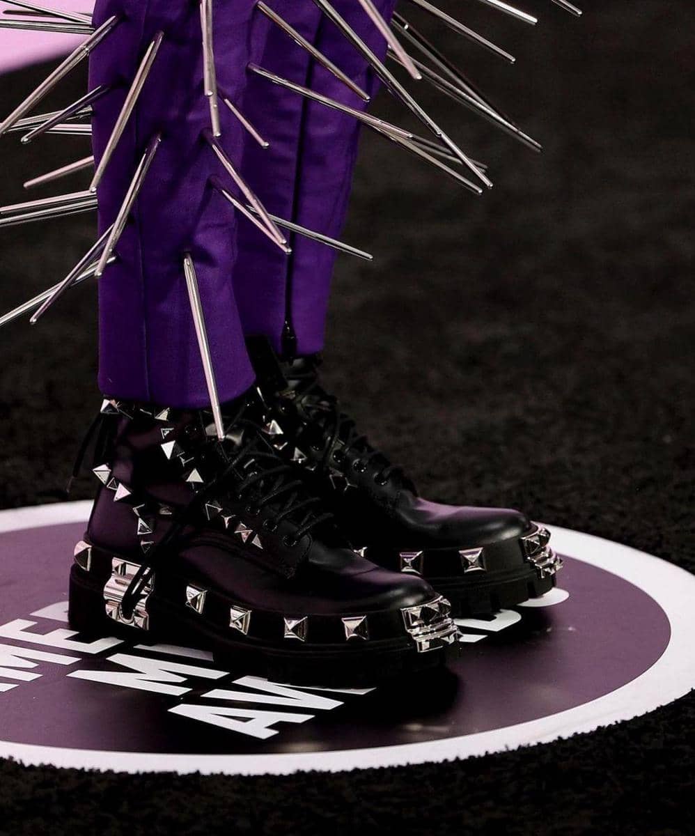 instagram.com/machinegunkelly