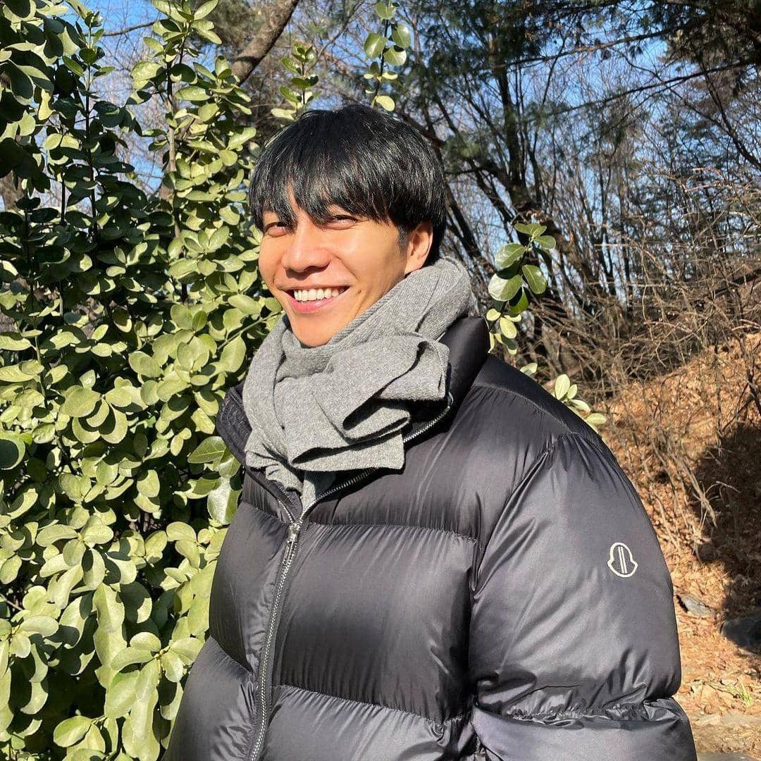 instagram.com/leeseunggi.official