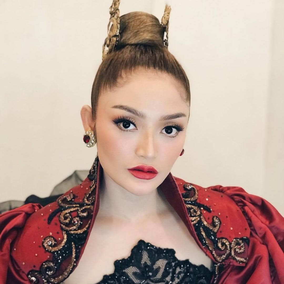 instagram.com/sitibadriahh