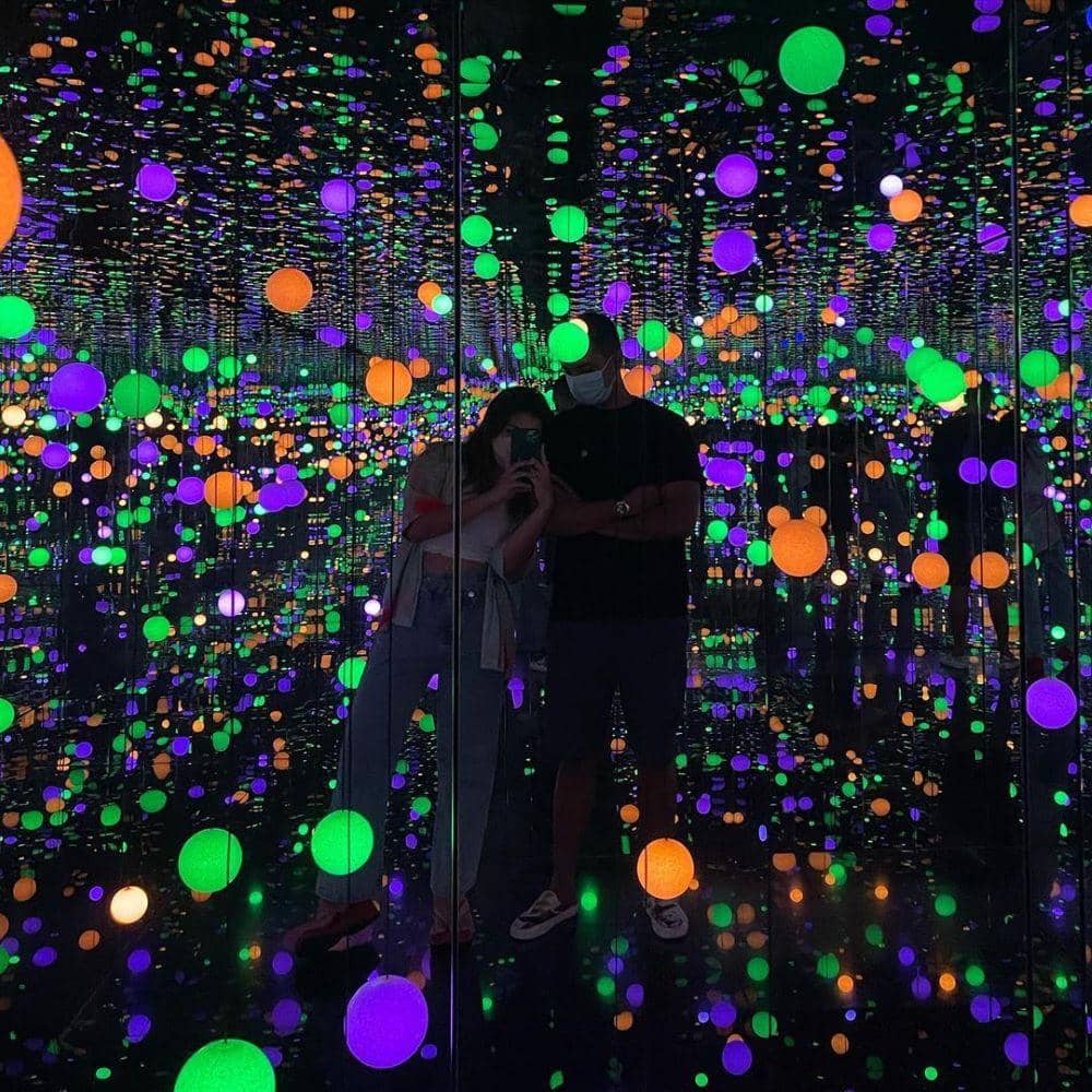 instagram.com/sharazaaa