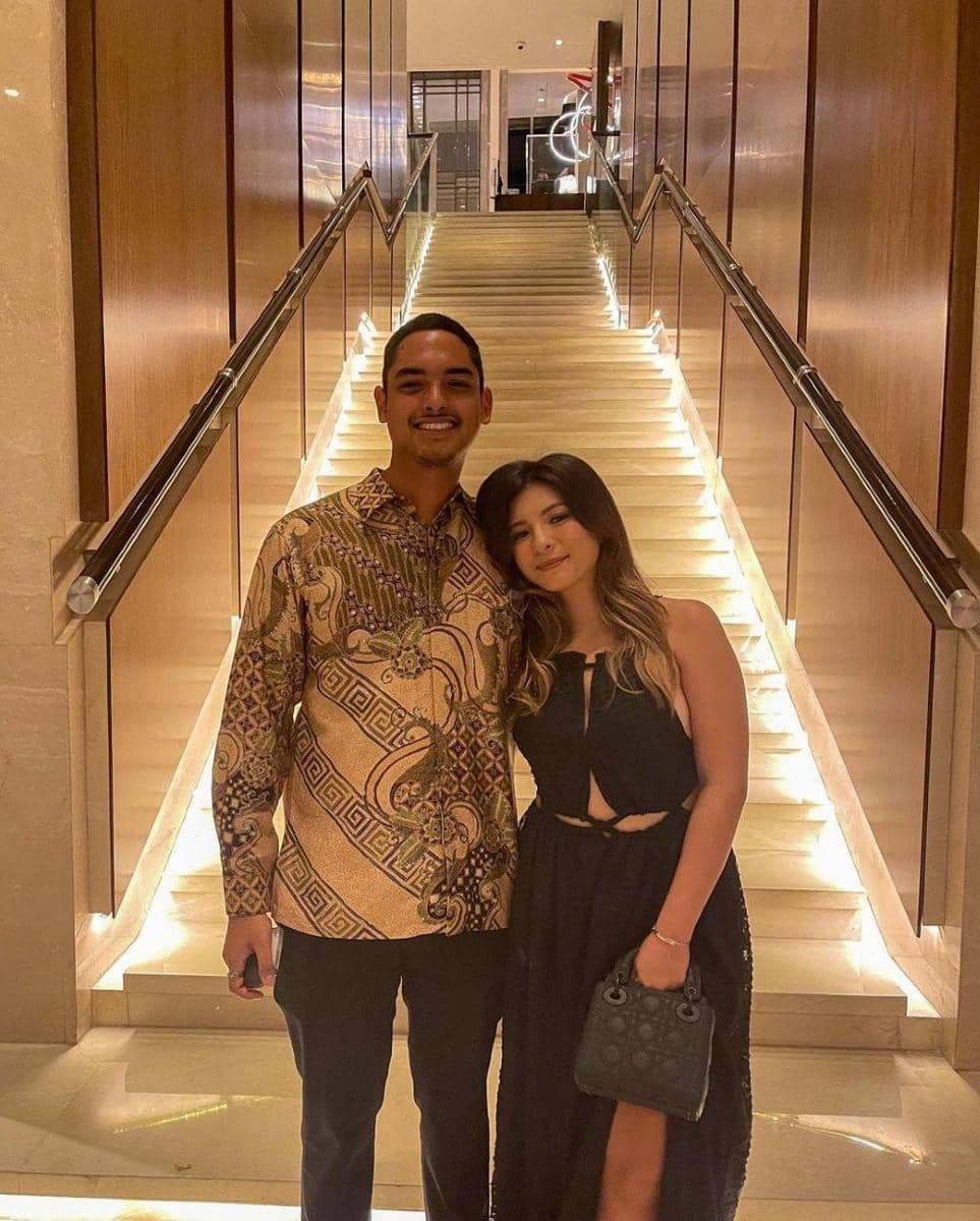 instagram.com/sharazaaa