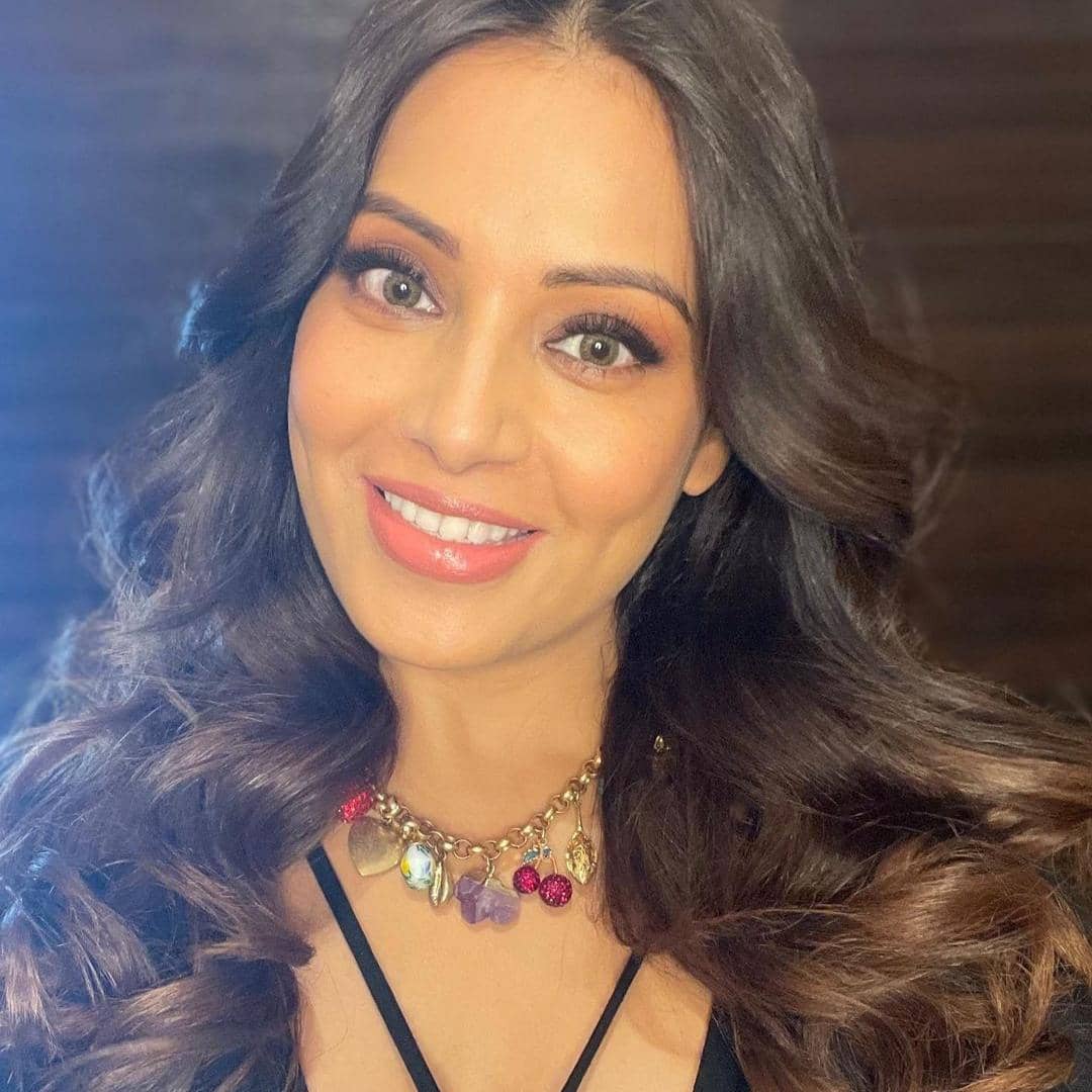 instagram.com/bipashabasu