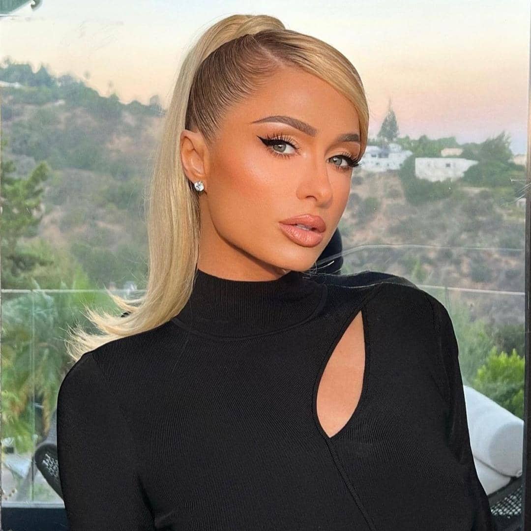 instagram.com/parishilton