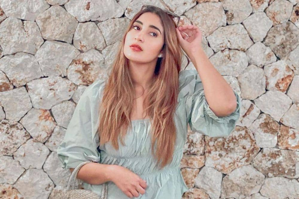 instagram.com/tanianadiraa