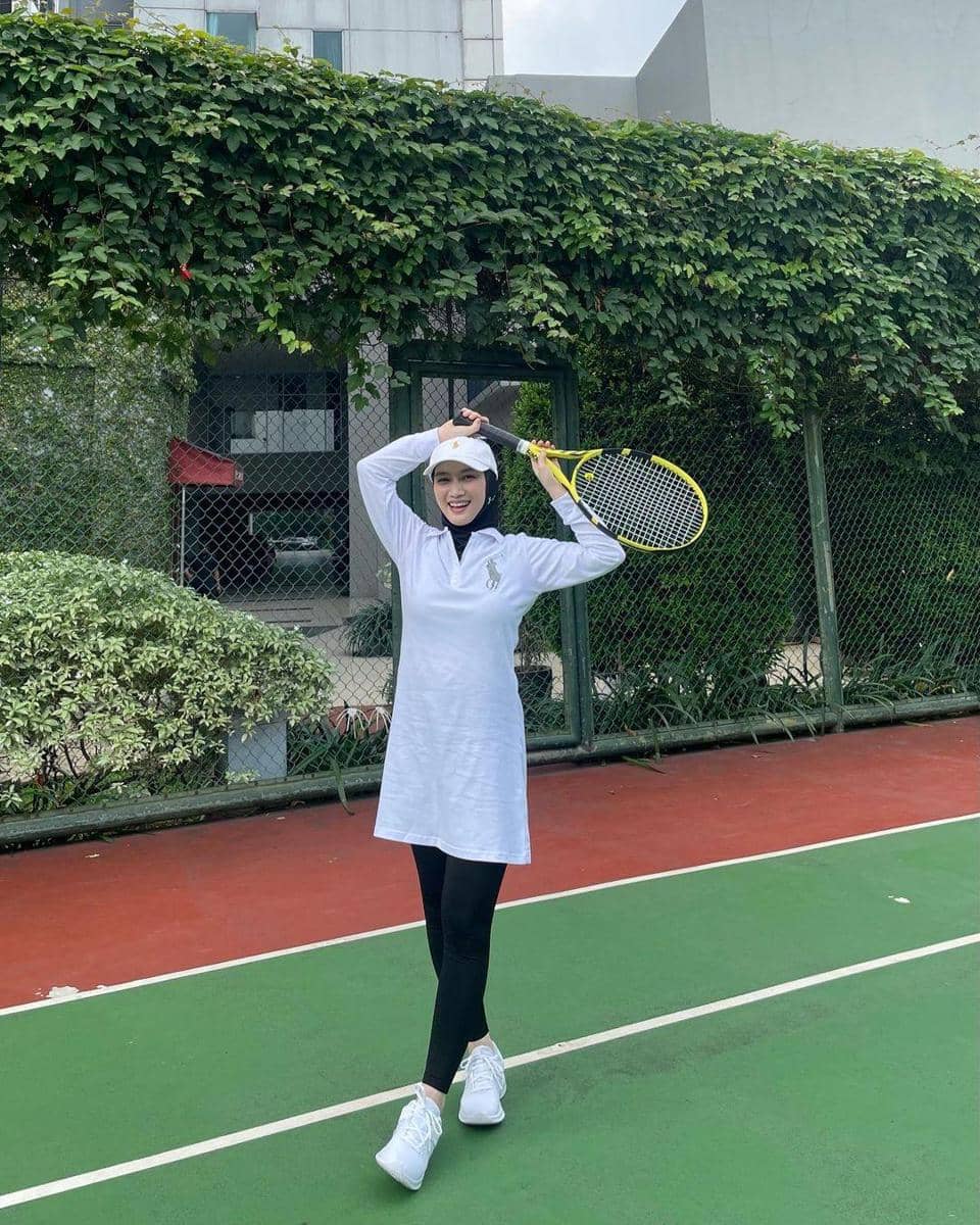 instagram.com/melodylaksani92