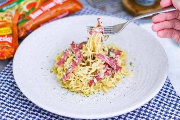 Instagram.com/auntiemainstream