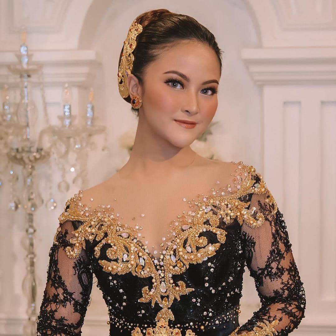 instagram.com/gabriellalarasati