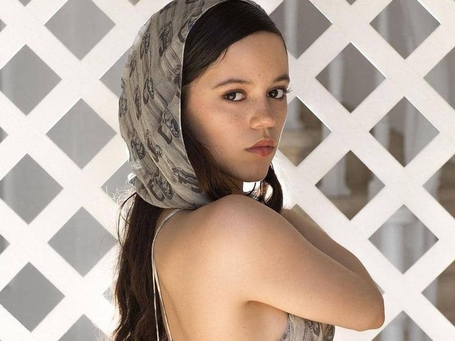 Instagram.com/jennaortega