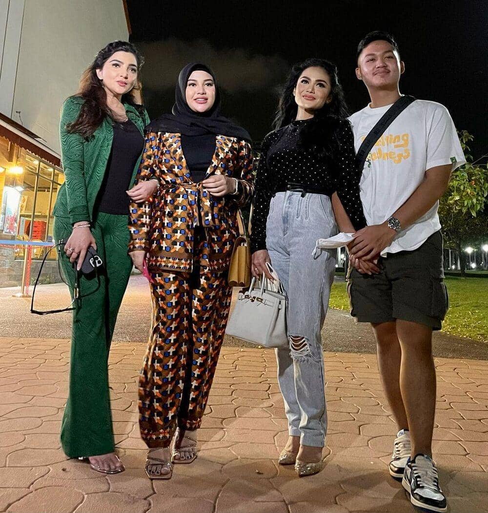 Instagram.com/krisdayantilemos