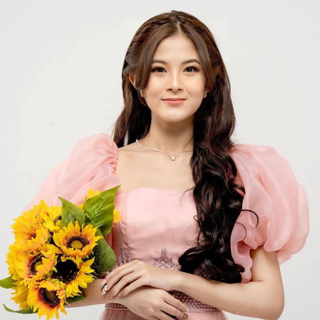 instagram.com/starbeofficial