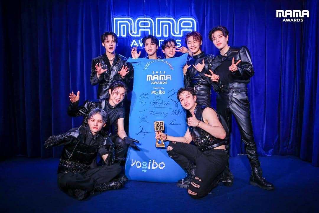 twitter.com/MnetMAMA